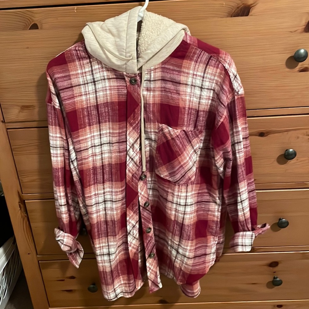 Maurice’s xl flannel shirt with hoodie